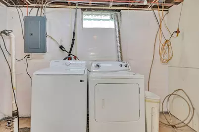 390 N Washington Street, Coal City, IL 60416 - Photo 14