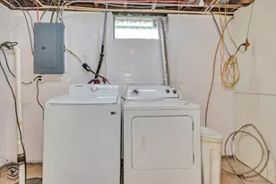 390 N Washington St, Coal City, IL 60416 - Photo 14