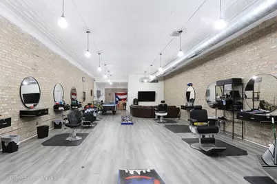 5802 W Higgins Avenue, Chicago, IL 60630 - Photo 4