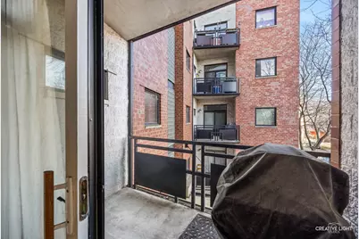 2327 W Wolfram Street #311, Chicago, IL 60618 - Photo 8