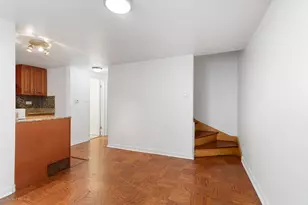 1414 W Sherwin Ave, Chicago, IL 60626 - Photo 12