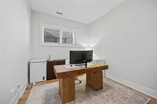 2745 W Lawrence Ave, Chicago, IL 60625 - Photo 16