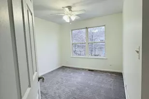 2745 Borkshire Ln, Aurora, IL 60502 - Photo 18