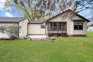 1020 Bertram Dr, Freeport, IL 61032 - Photo 2