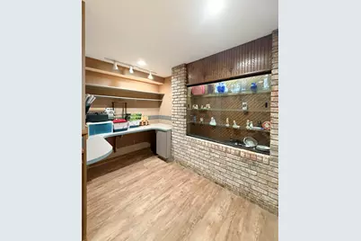 1020 Bertram Drive #17-1, Freeport, IL 61032 - Photo 18