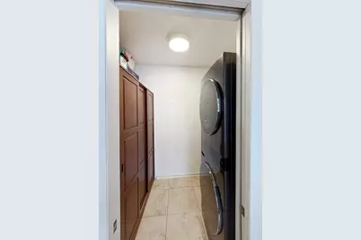 1020 Bertram Drive #17-1, Freeport, IL 61032 - Photo 8