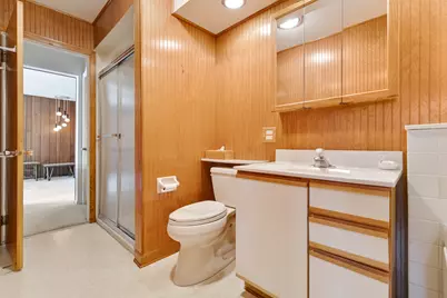 851 Crest Avenue, Elk Grove Village, IL 60007 - Photo 14