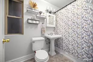 847 S Humphrey Ave, Oak Park, IL 60304 - Photo 4