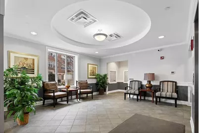 9360 Skokie Boulevard #517, Skokie, IL 60077 - Photo 4