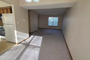 1317 Spalding Dr, Mundelein, IL 60060 - Photo 6