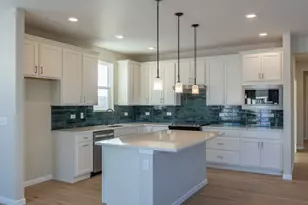 3262 Oak Creek Ln, Aurora, IL 60503 - Photo 8