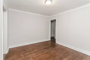 6959 S Paxton Ave, Chicago, IL 60649 - Photo 4