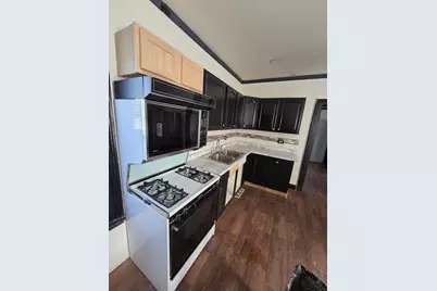 525 S Lasalle Street, Aurora, IL 60505 - Photo 8