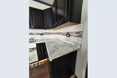 525 S Lasalle Street, Aurora, IL 60505 - Photo 6