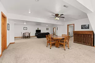 1 Arc St, Wenona, IL 61377 - Photo 32