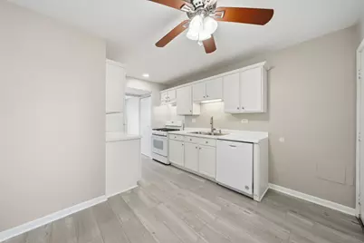 2634 Oakshire Court, Aurora, IL 60502 - Photo 4