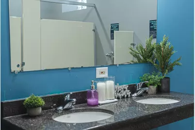 1326 N Hamlin Avenue, Chicago, IL 60651 - Photo 18