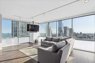 8 E Randolph St, Chicago, IL 60601 - Photo 2