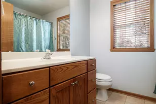 2501 Meadow View Ln, Rockford, IL 61102 - Photo 28