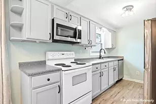 5703 Fox Lake Rd, McHenry, IL 60051 - Photo 4