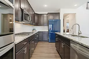 13005 Timber Wood Cir, Plainfield, IL 60585 - Photo 8