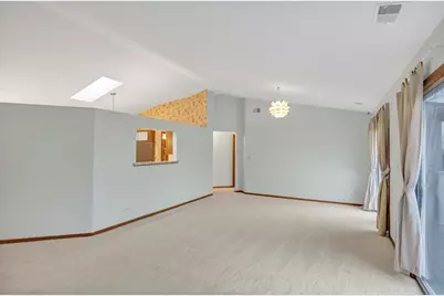 1505 Commodore Court #2, Schaumburg, IL 60193 - Photo 4