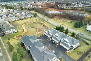 341 John M Boor Dr, Gilberts, IL 60136 - Photo 22