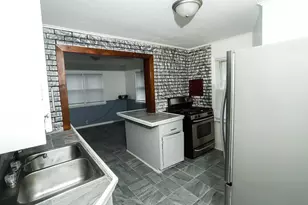 14435 Martin Luther King Jr Dr, Dolton, IL 60419 - Photo 6
