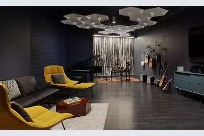 211 N Harbor Drive #1807, Chicago, IL 60601 - Photo 22