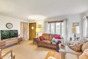 3228 Peoria St, Steger, IL 60475 - Photo 4