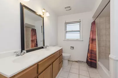 558 Birchwood Road, Frankfort, IL 60423 - Photo 8