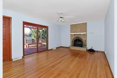 7006 Wilcox Avenue, Darien, IL 60561 - Photo 12