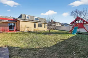 7006 Wilcox Ave, Darien, IL 60561 - Photo 30