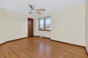 7006 Wilcox Ave, Darien, IL 60561 - Photo 20