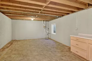 7006 Wilcox Ave, Darien, IL 60561 - Photo 26