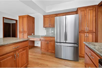 7006 Wilcox Avenue, Darien, IL 60561 - Photo 8