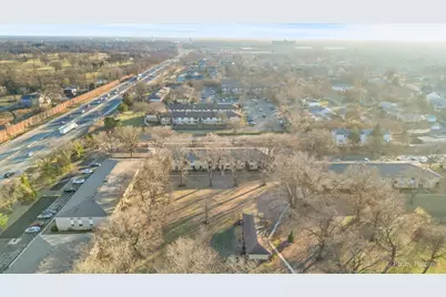 500 Chase Drive #12, Clarendon Hills, IL 60514 - Photo 34