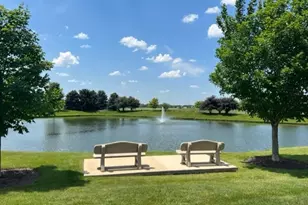 513 Amherst Dr, Sycamore, IL 60178 - Photo 32