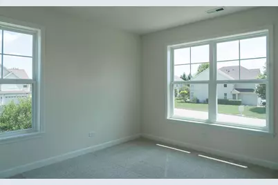 513 Amherst Drive, Sycamore, IL 60178 - Photo 18