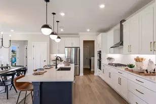 24 Hawthorn Rdg Dr, Hawthorn Woods, IL 60047 - Photo 14