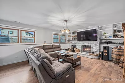 [Address not provided], Crystal Lake, IL 60012 - Photo 18