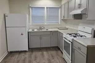 [Address not provided], Skokie, IL 60077 - Photo 6