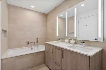 211 N Harbor Drive #1602, Chicago, IL 60601 - Photo 16