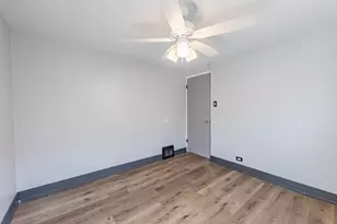 6724 S Kolin Ave, Chicago, IL 60629 - Photo 12