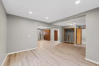 242 E Pine Street, Paxton, IL 60957 - Photo 12