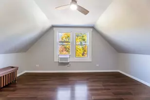 3404 N Kilbourn Ave, Chicago, IL 60641 - Photo 8