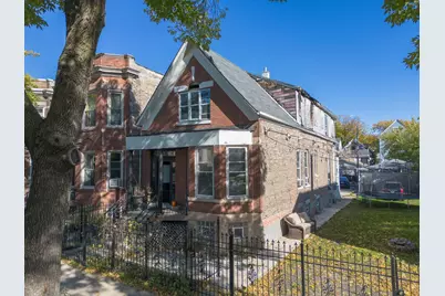 1645 N Monticello Avenue, Chicago, IL 60647 - Photo 2