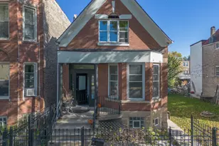1645 N Monticello Ave, Chicago, IL 60647 - Photo 4