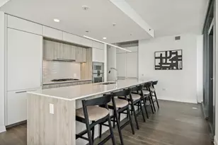 211 N Harbor Dr, Chicago, IL 60601 - Photo 10