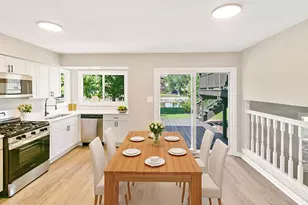 19520 Lake Lynwood Dr, Lynwood, IL 60411 - Photo 8